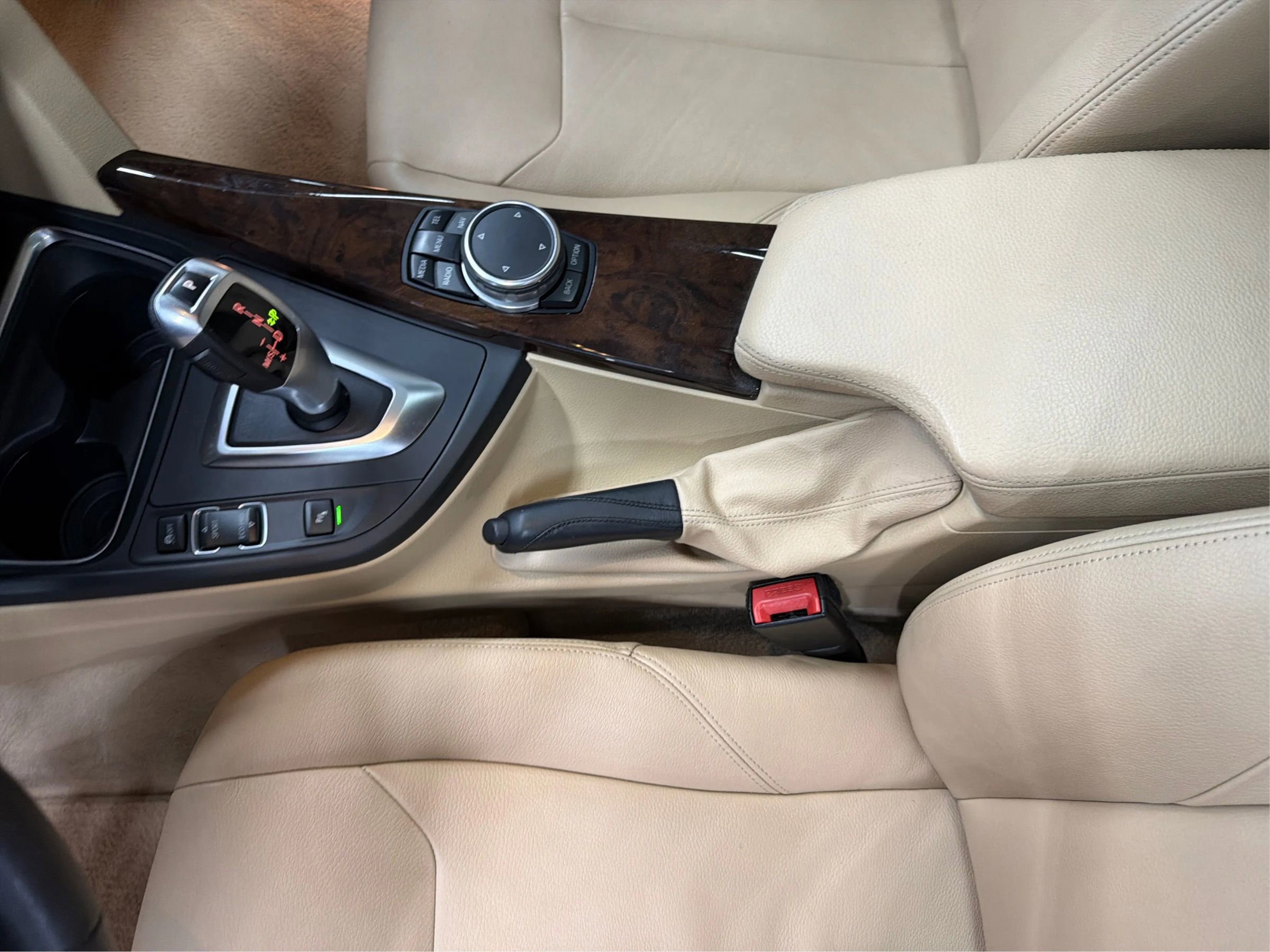 Used 2015 BMW 328i Sedan image 37