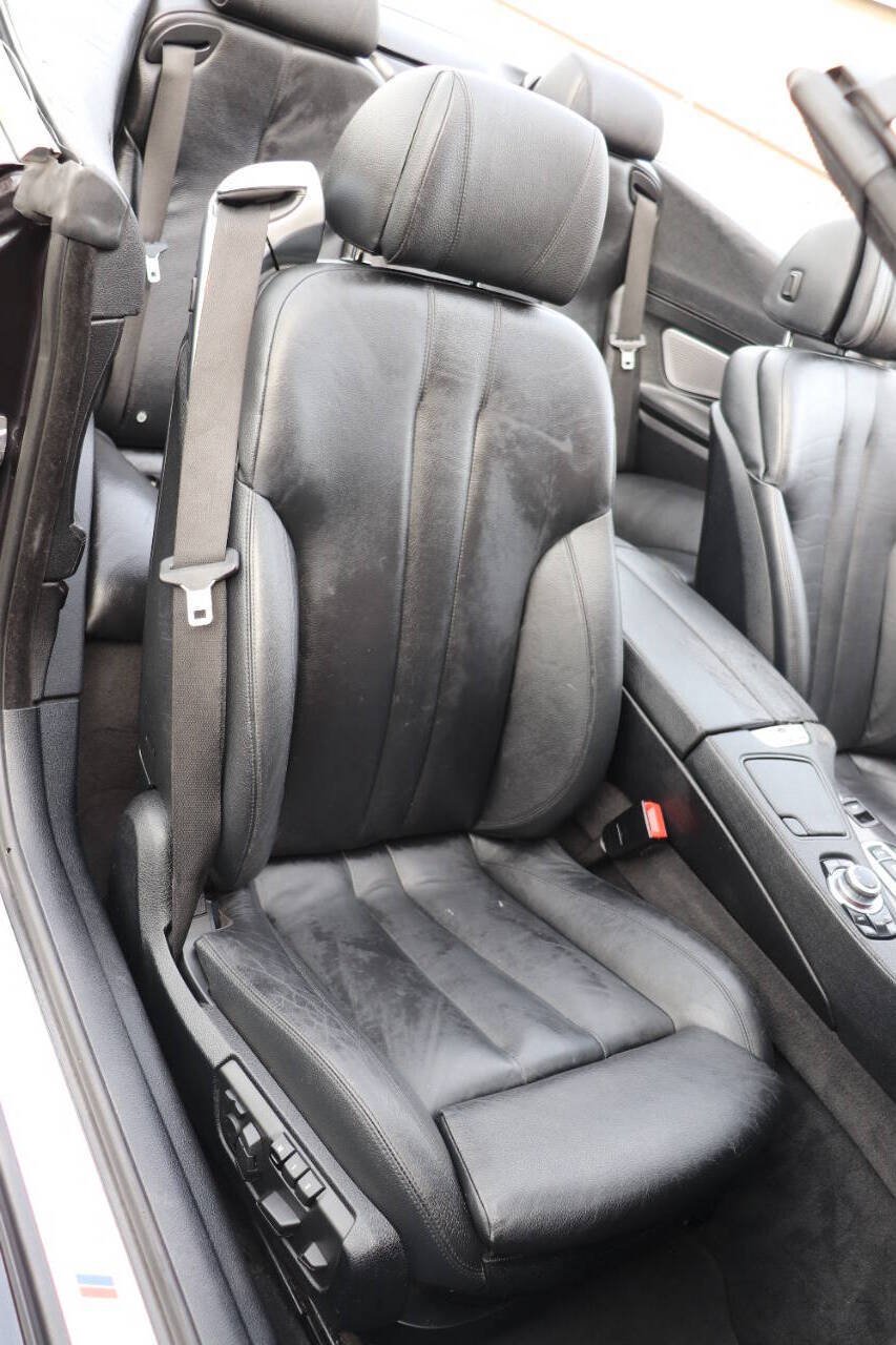 Used 2012 BMW 640i Convertible RWD image 40