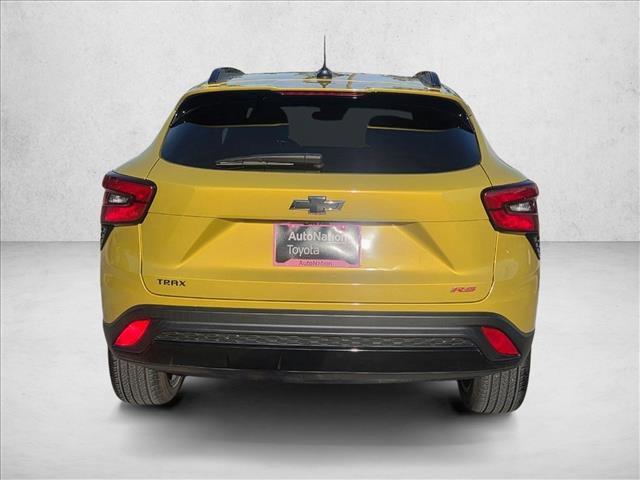 Used 2024 Chevrolet Trax RS w/ Sunroof Package image 7