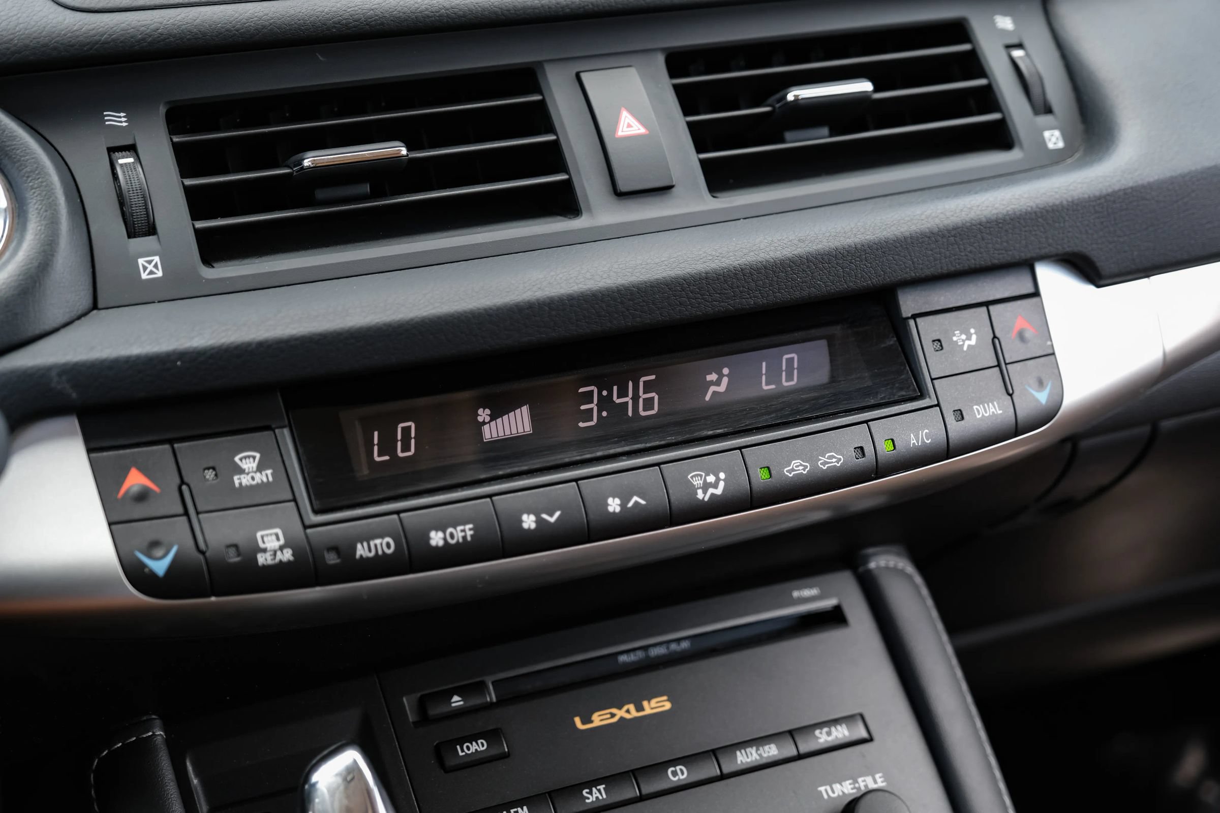 Used 2012 Lexus CT 200h Premium w/ Premium Audio Pkg FWD image 36