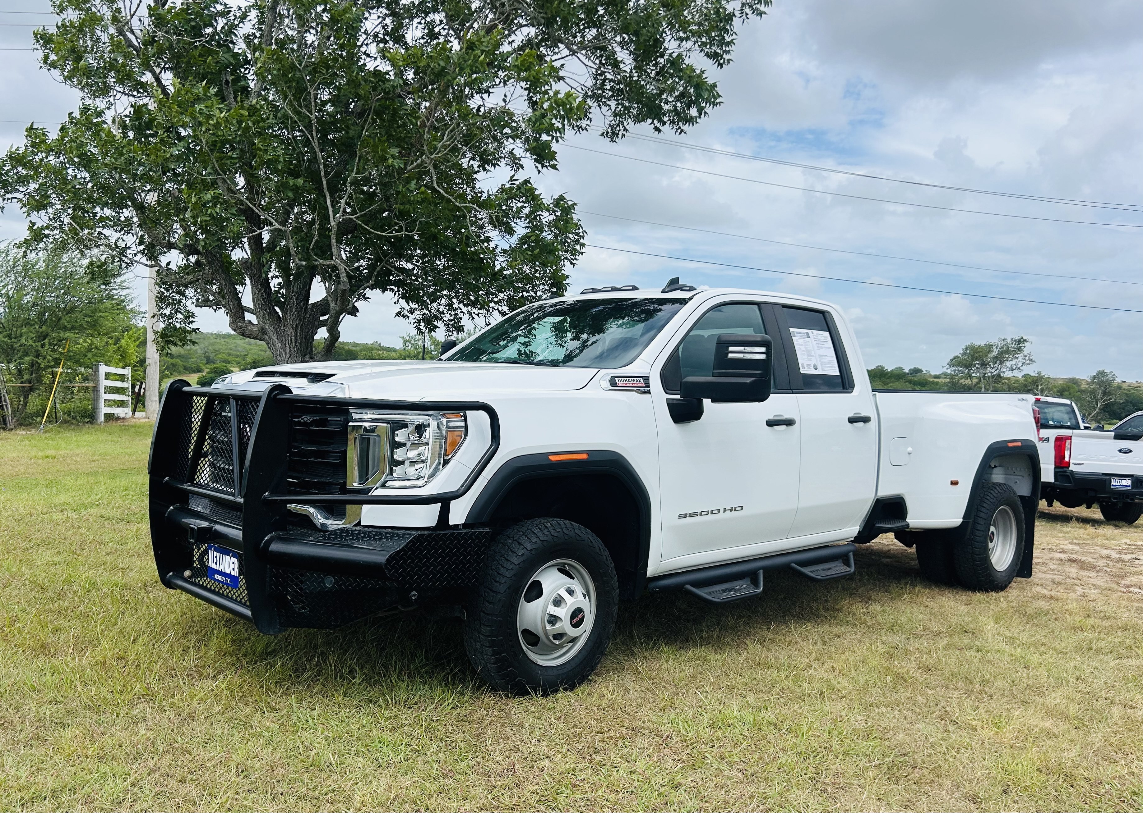 Used 2023 GMC Sierra 3500 Pro w/ Convenience Package