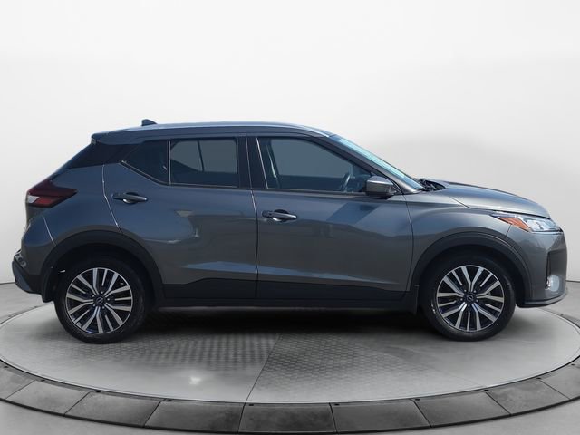 Used 2024 Nissan Kicks SV FWD image 6