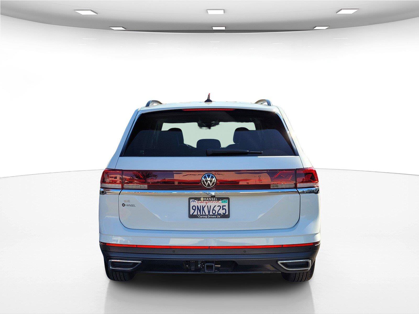 Certified 2024 Volkswagen Atlas SE FWD image 7