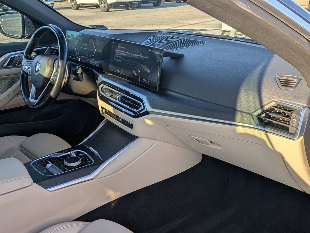 Used 2024 BMW 430i Convertible image 31