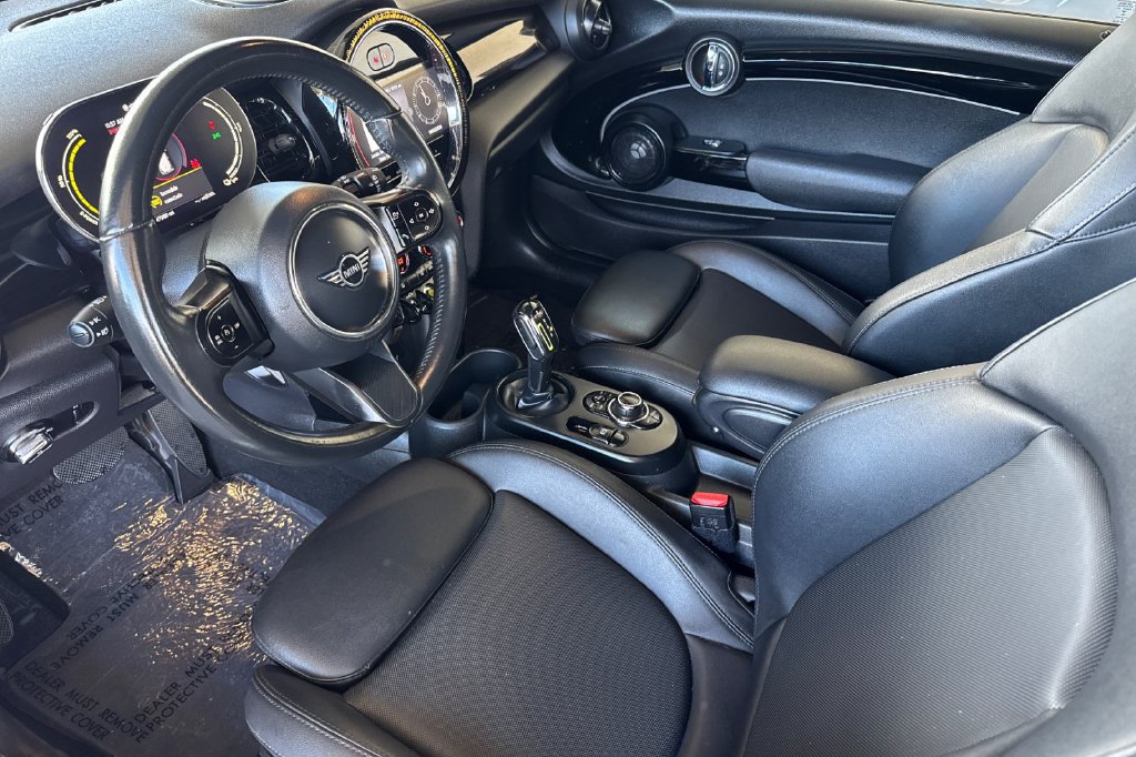 Used 2023 MINI Cooper SE FWD image 9