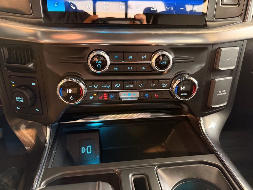 Used 2021 Ford F150 Lariat w/ Equipment Group 502A High image 18