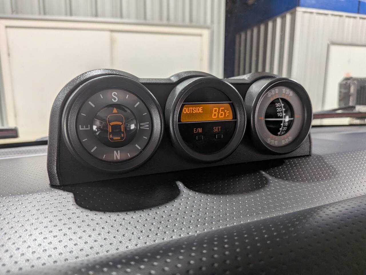 Used 2014 Toyota FJ Cruiser 4WD w/ Upgrade Package image 28