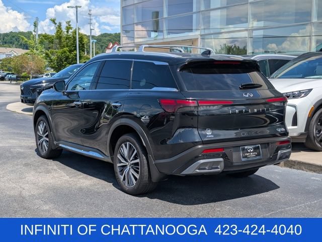Used 2023 INFINITI QX60 Sensory w/ Cargo Package AWD/4WD image 3