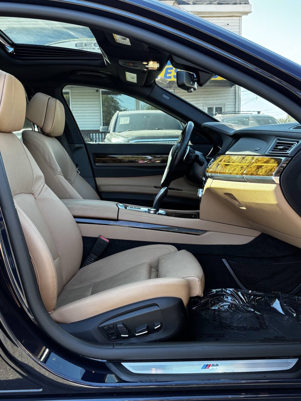 Used 2013 BMW 740Li xDrive AWD/4WD image 19