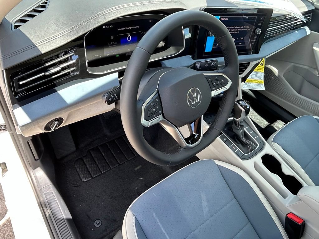 New 2026 Volkswagen Jetta SE FWD image 17