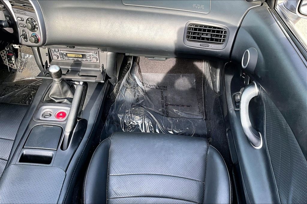 Used 2003 Honda S2000 image 25