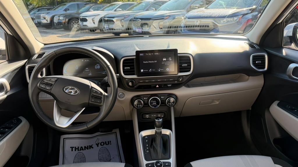Certified 2026 Hyundai Venue SEL FWD image 23