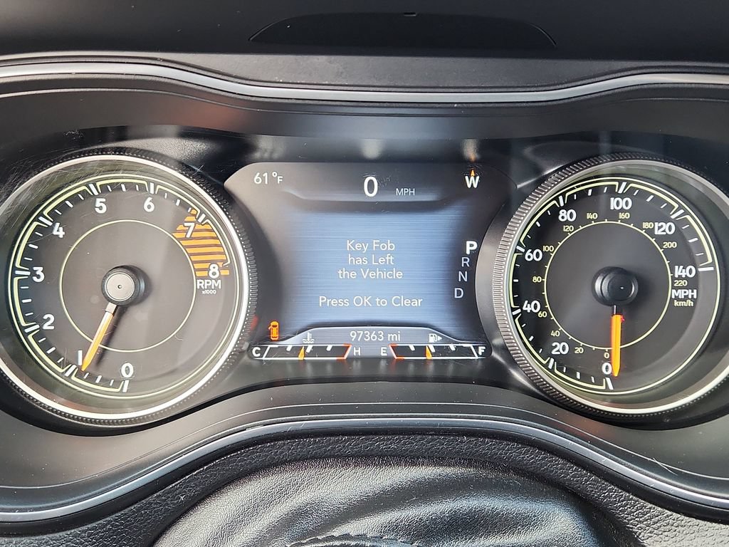 Used 2020 Jeep Cherokee Limited AWD/4WD image 14