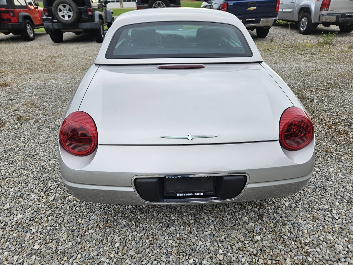 Used 2004 Ford Thunderbird image 3