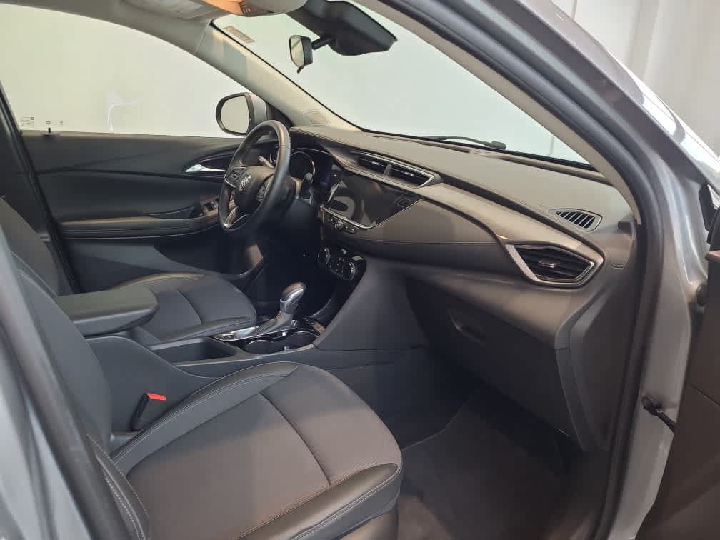 Used 2023 Buick Encore GX Preferred w/ Cold Weather Comfort Package AWD/4WD image 17