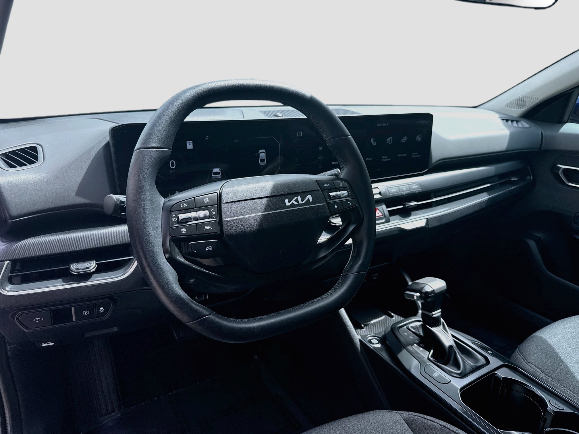 Used 2025 Kia K4 EX FWD image 9