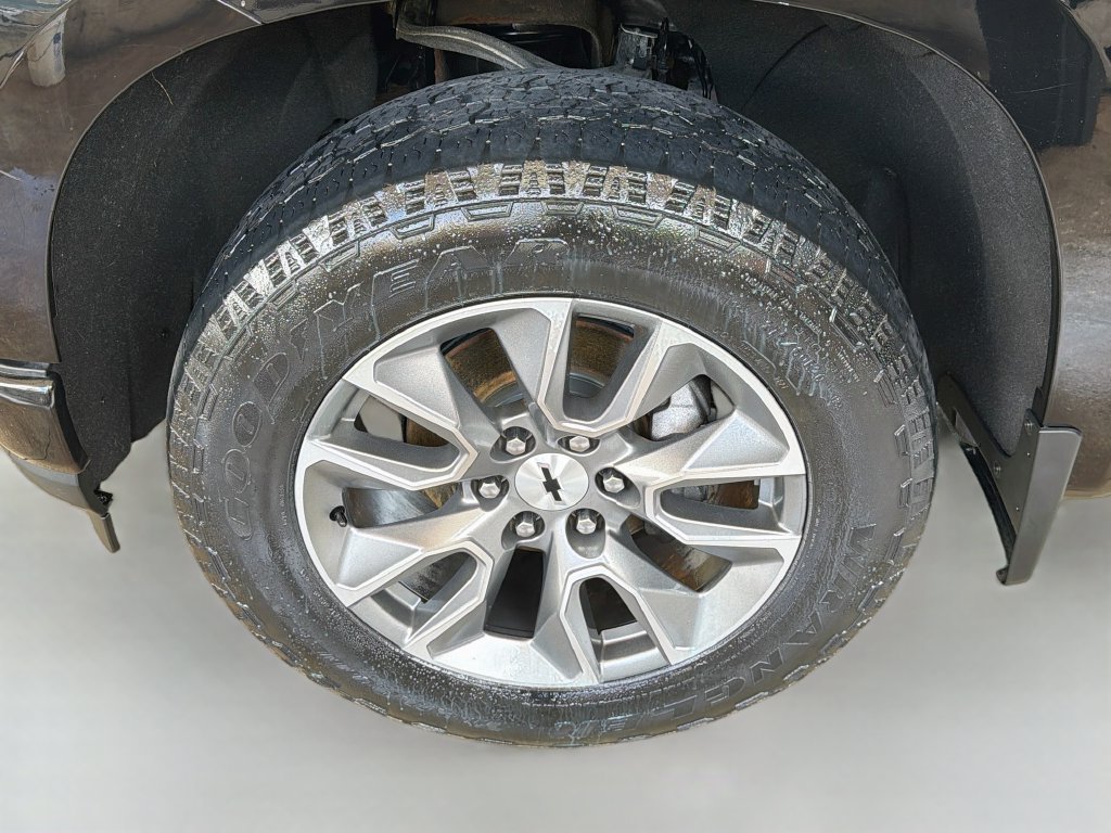 Used 2021 Chevrolet Silverado 1500 RST AWD/4WD image 36