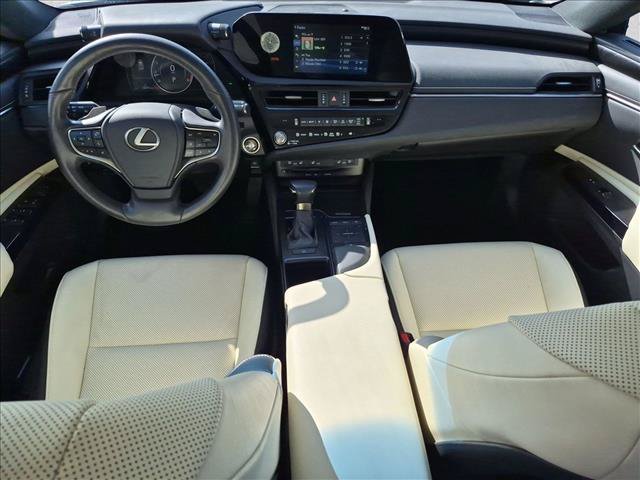 Used 2022 Lexus ES 350 w/ Premium Package FWD image 18