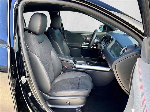 Used 2025 Mercedes-Benz GLA 250 image 9