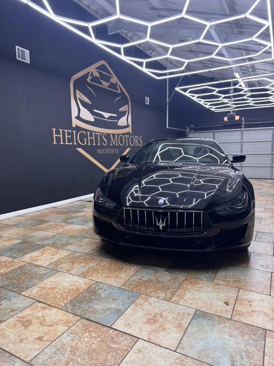 Used 2019 Maserati Ghibli image 2