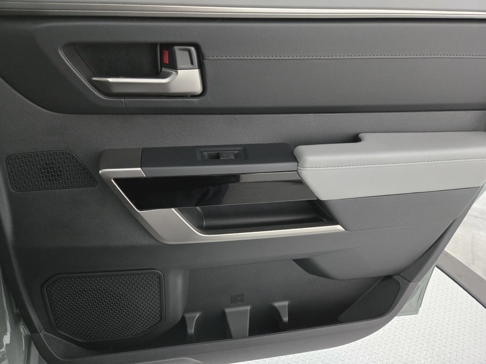 Used 2026 Toyota Tundra Limited image 18