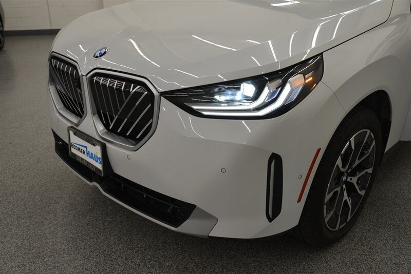 Used 2025 BMW X3 xDrive30i w/ Premium Package AWD/4WD image 52
