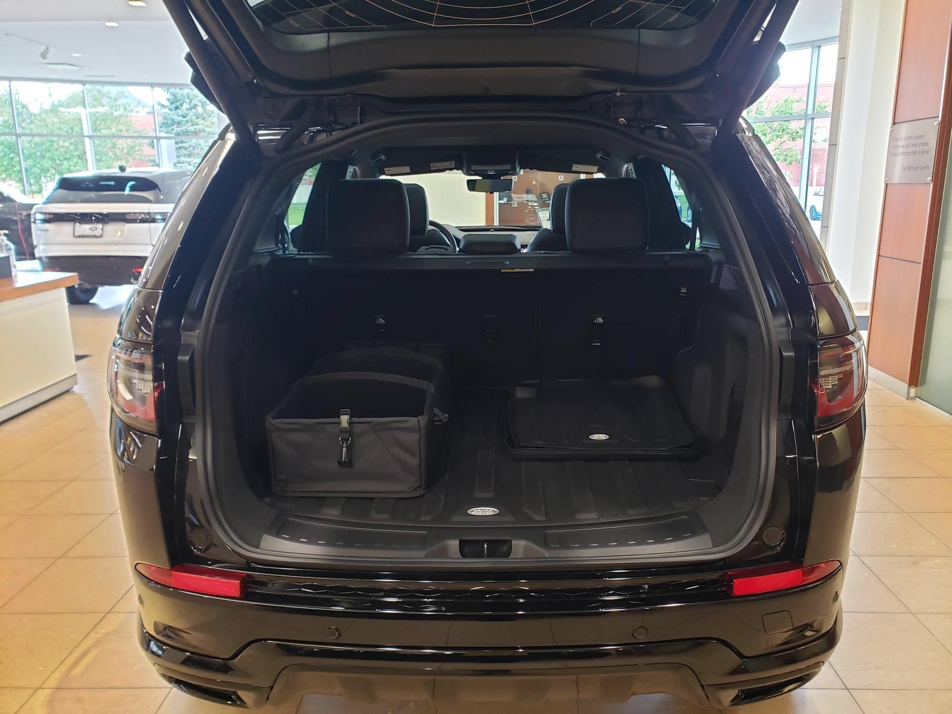 New 2026 Land Rover Discovery Sport Landmark AWD/4WD image 13