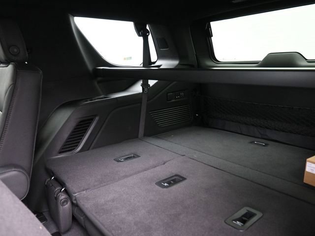 New 2026 Chevrolet Tahoe High Country image 11