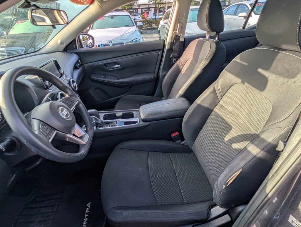 Used 2020 Nissan Sentra S image 10