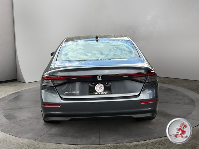 Used 2023 Honda Accord EX image 6
