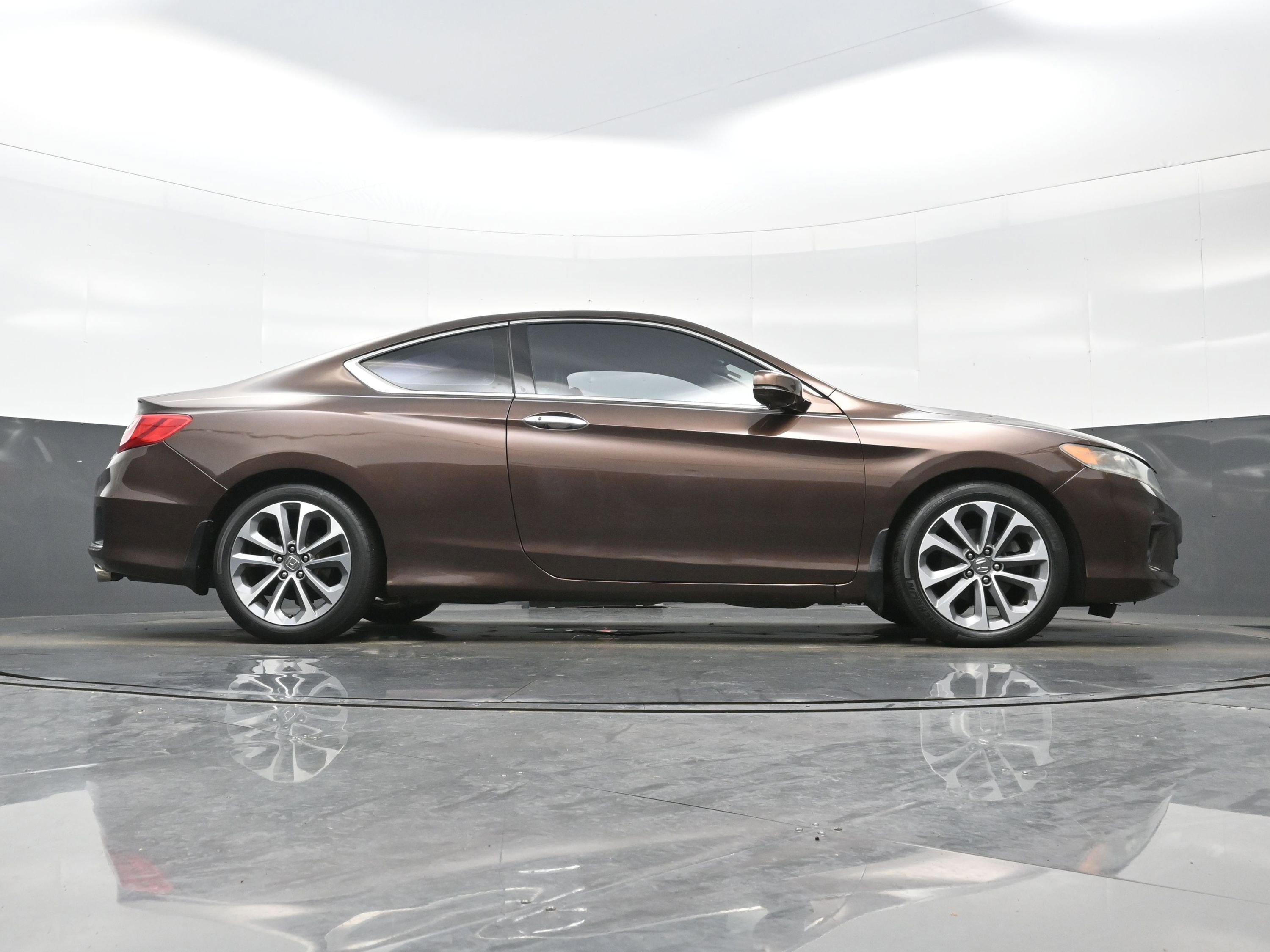 Used 2013 Honda Accord EX-L image 33