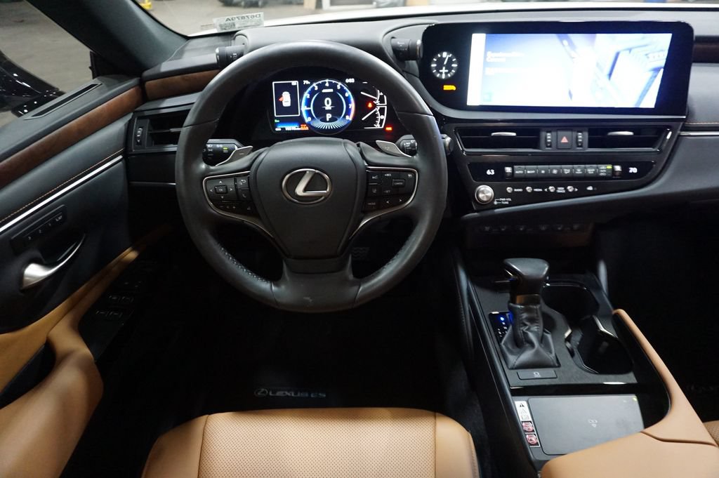 Used 2023 Lexus ES 350 w/ Premium Package FWD image 6