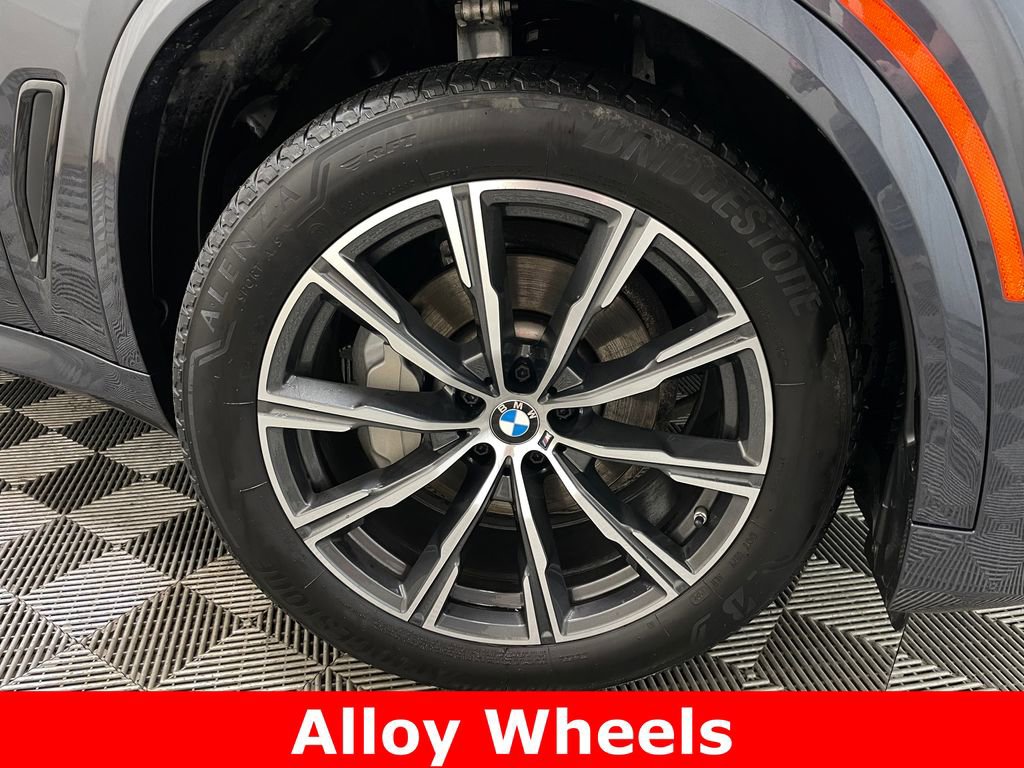Used 2022 BMW X5 xDrive40i w/ M Sport Package image 50