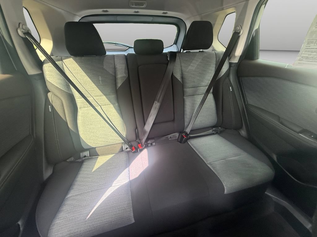 Used 2023 Nissan Rogue SV AWD/4WD image 18