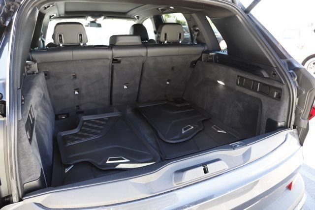 Used 2021 BMW X5 xDrive40i w/ Convenience Package AWD/4WD image 5