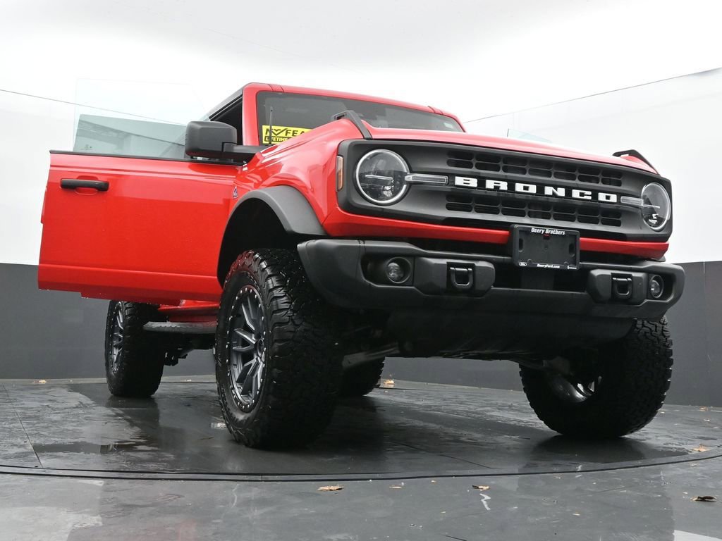 Used 2023 Ford Bronco Black Diamond image 51