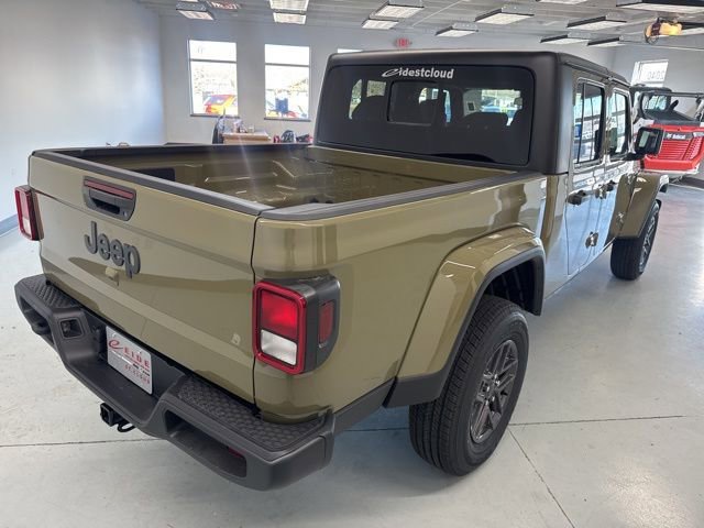 New 2026 Jeep Gladiator Sport image 9