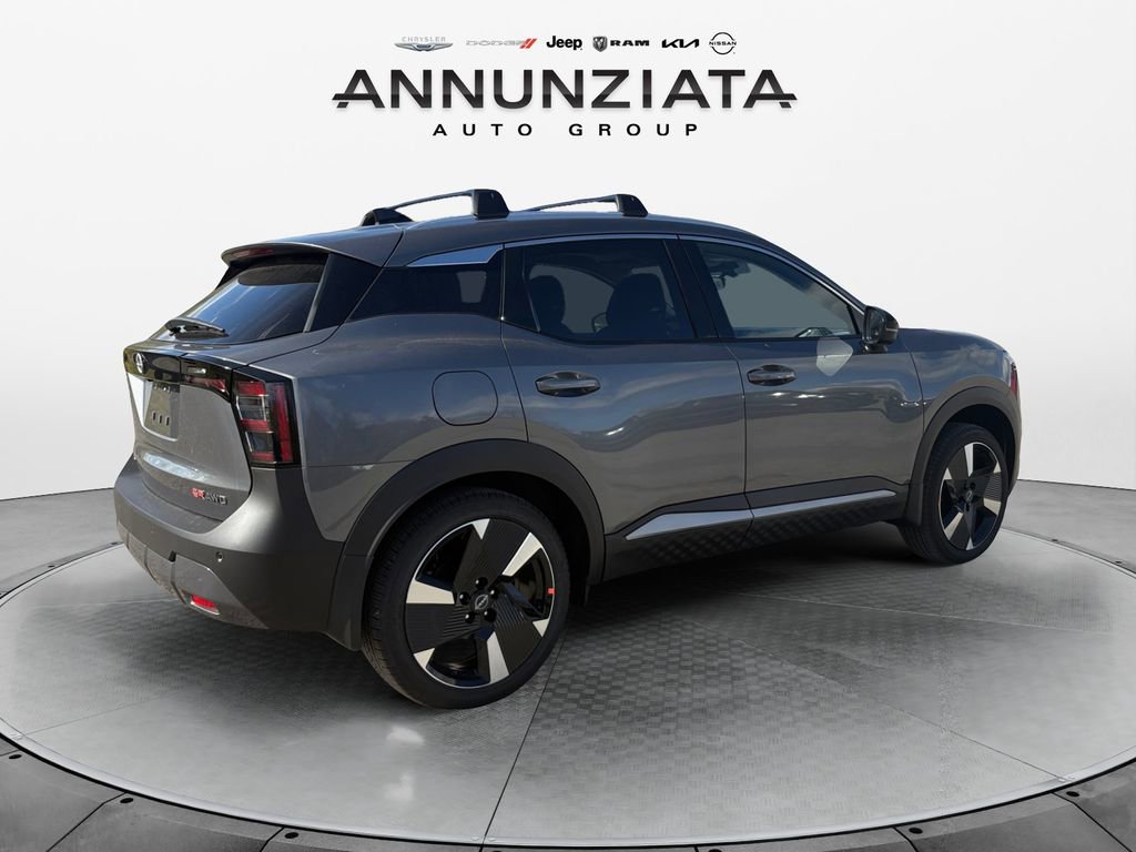 New 2026 Nissan Kicks SR w/ SR Premium Package image 5