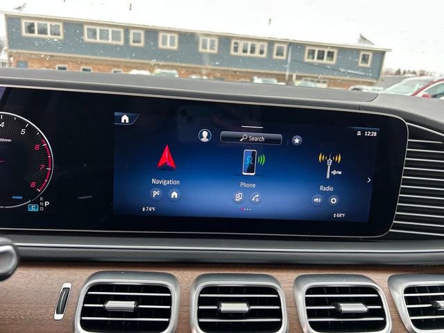 Used 2024 Mercedes-Benz GLS 450 4MATIC image 17