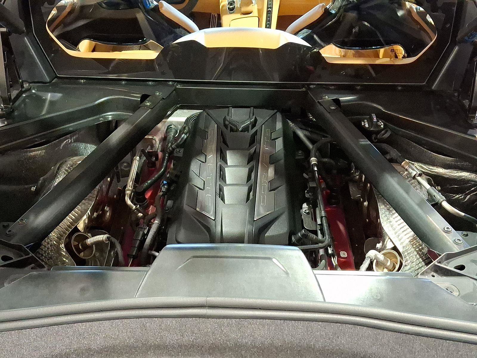 Used 2020 Chevrolet Corvette Stingray Premium Cpe w/ 3LT Preferred Equipment Group image 29