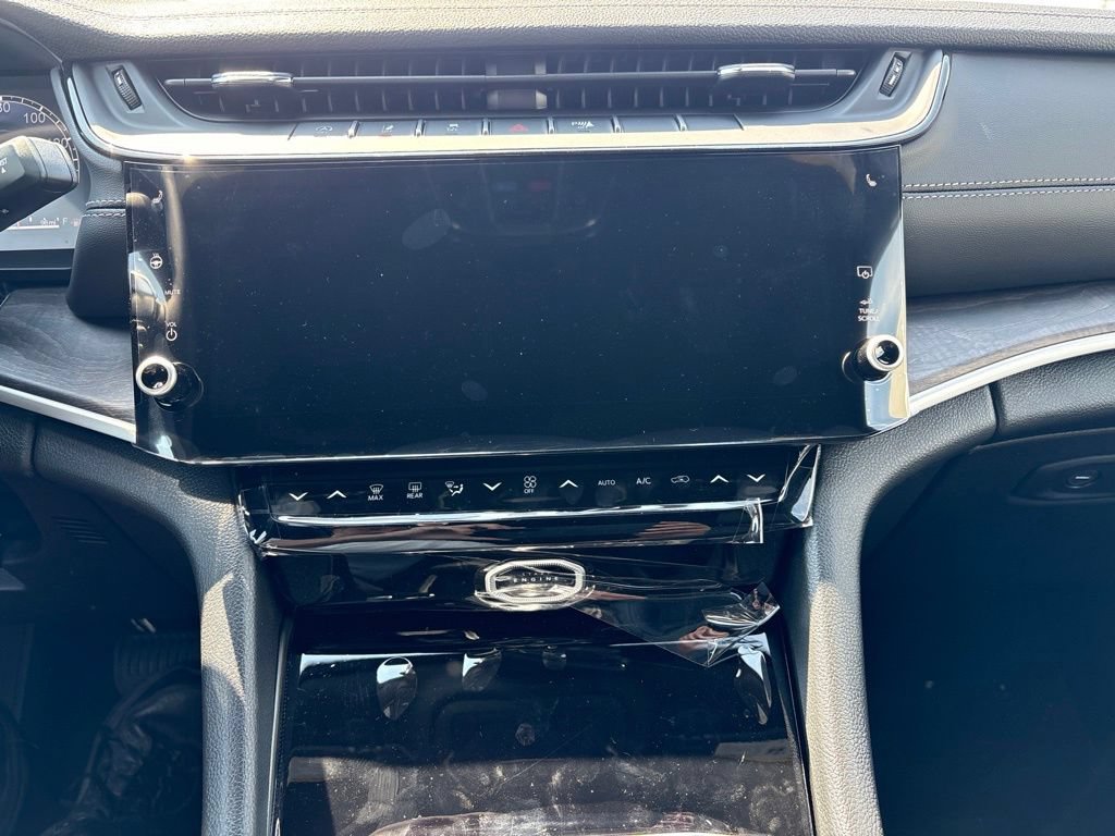New 2027 Jeep Grand Cherokee L 4WD image 28