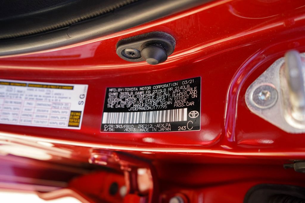 Used 2021 Toyota Corolla LE FWD image 38