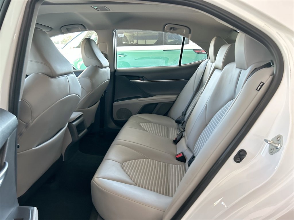 Used 2024 Toyota Camry SE w/ Convenience Package image 33