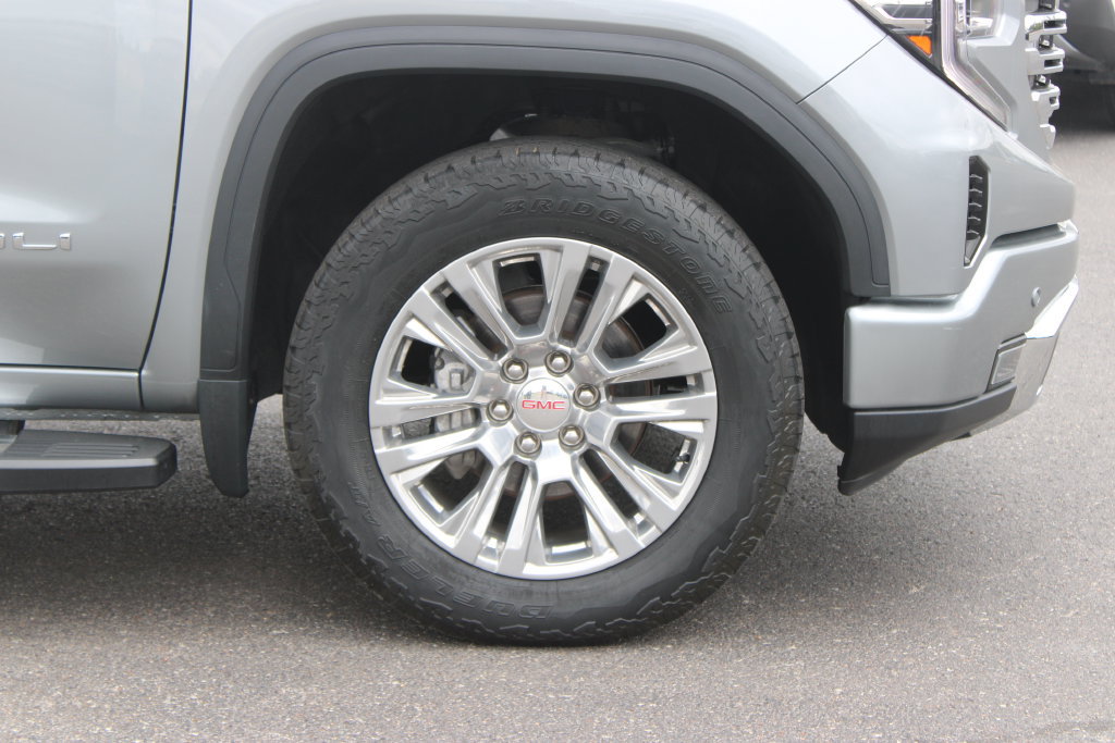 Used 2023 GMC Sierra 1500 Denali AWD/4WD image 12
