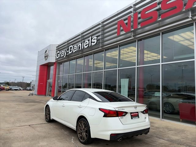 Certified 2025 Nissan Altima 2.5 SR image 2