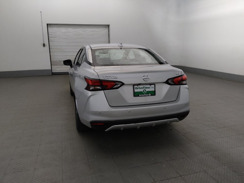 Used 2020 Nissan Versa SV FWD image 6