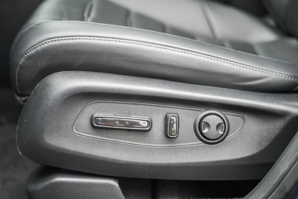 Used 2025 Honda CR-V EX-L image 35