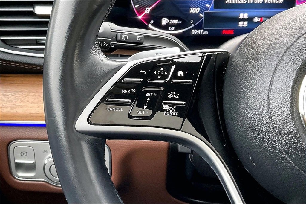 Used 2024 Mercedes-Benz GLS 450 4MATIC image 11