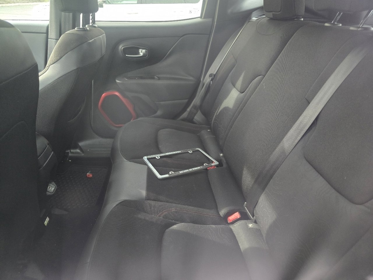 Used 2018 Jeep Renegade Trailhawk w/ Cold Weather Group II image 23