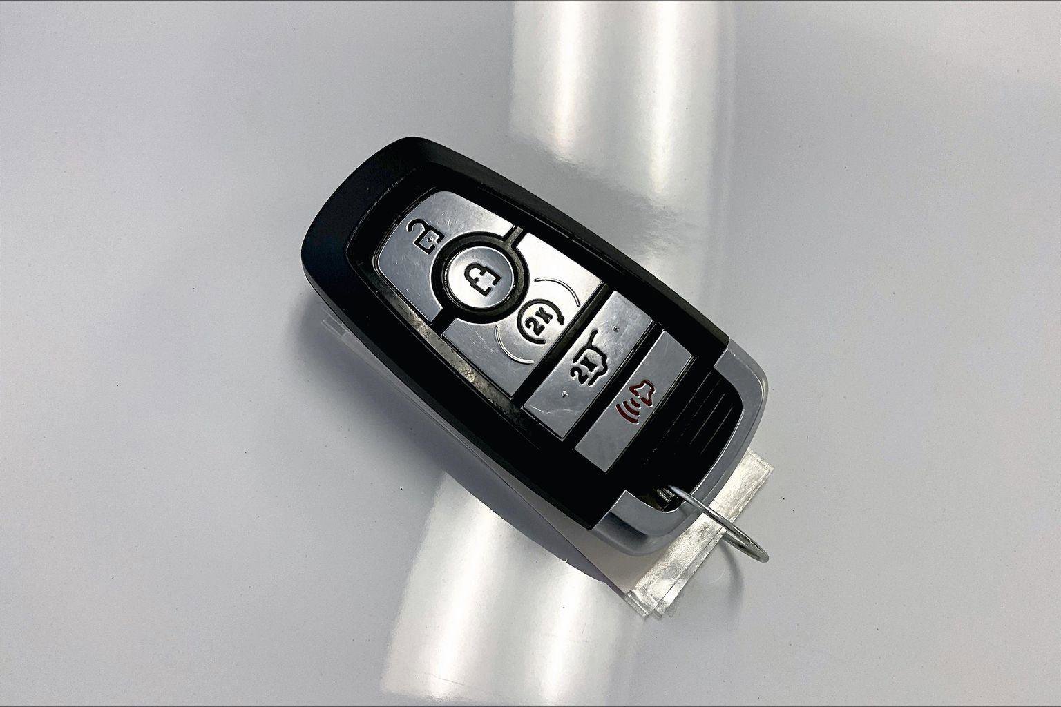 Certified 2024 Ford Escape Active w/ Tech Pack #2 image 9